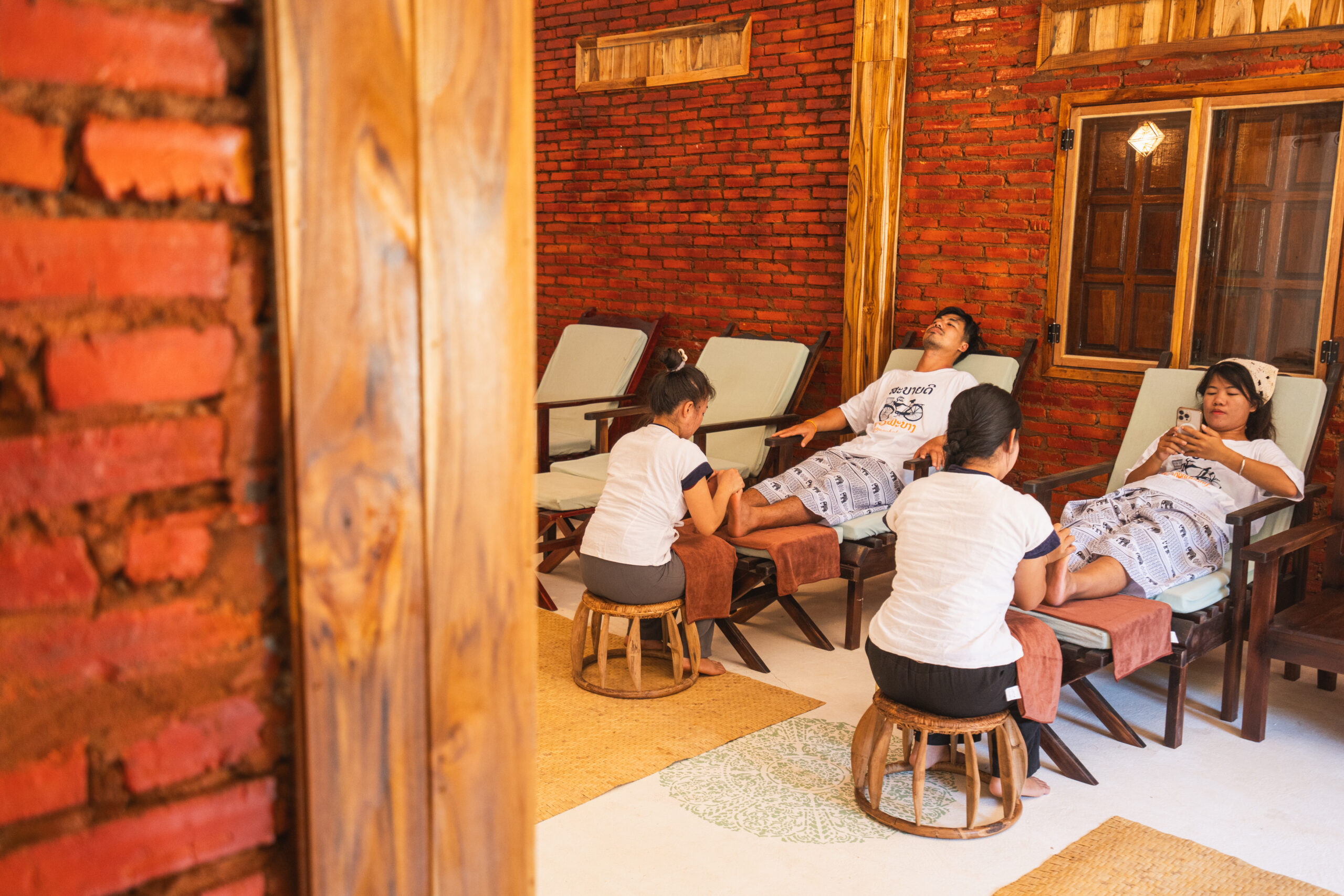 Massage_nongkhiaw_laos1