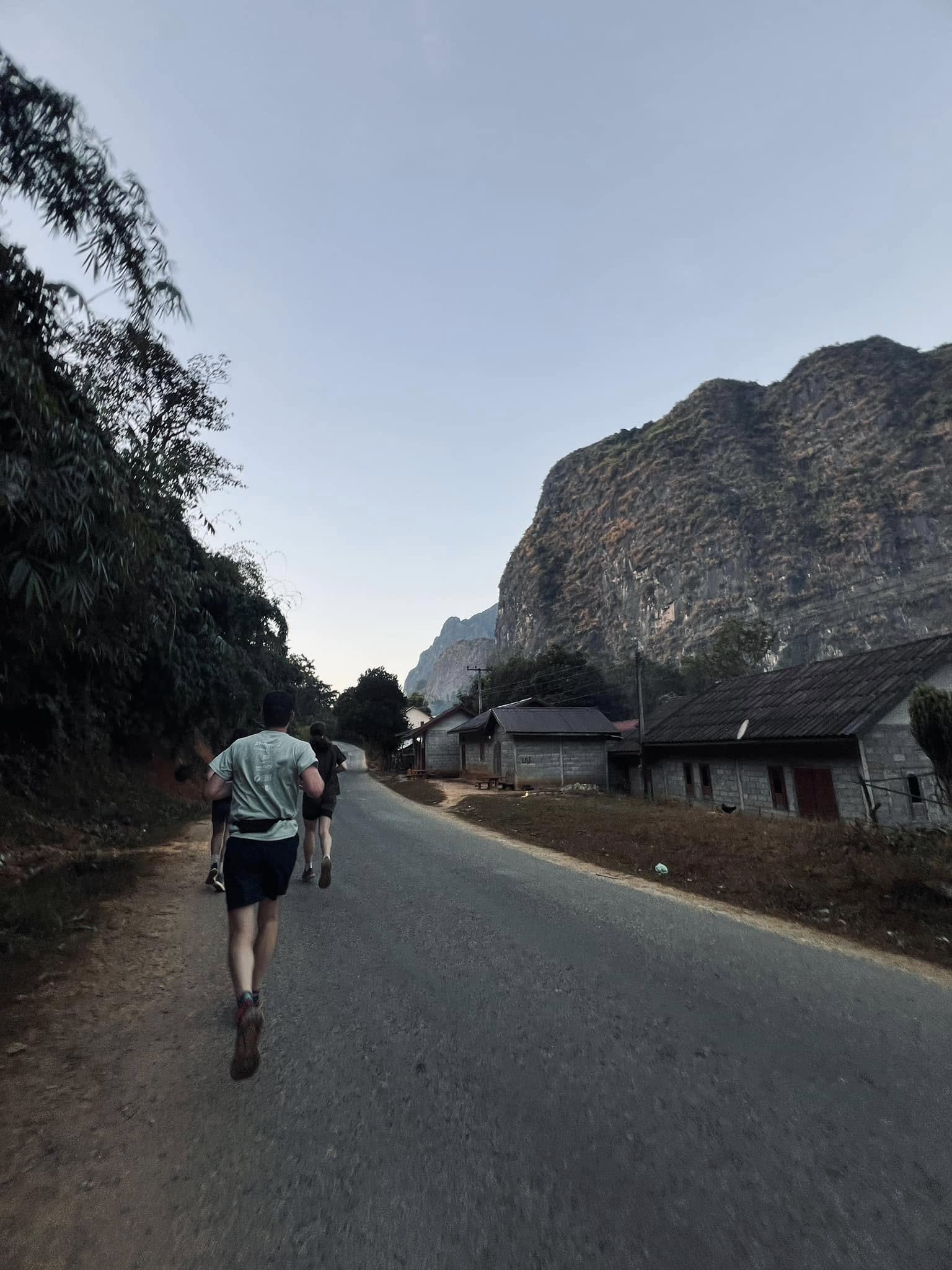 nongkhiaw_running_club